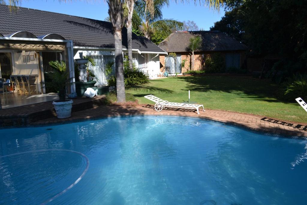 Willow Tree Guest House Kempton Park Bagian luar foto